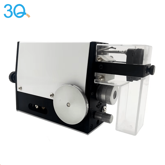 Pneumatic induction type wire stripping machine